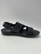 Men Sandal MP0316 Azadi Sale 35% Off