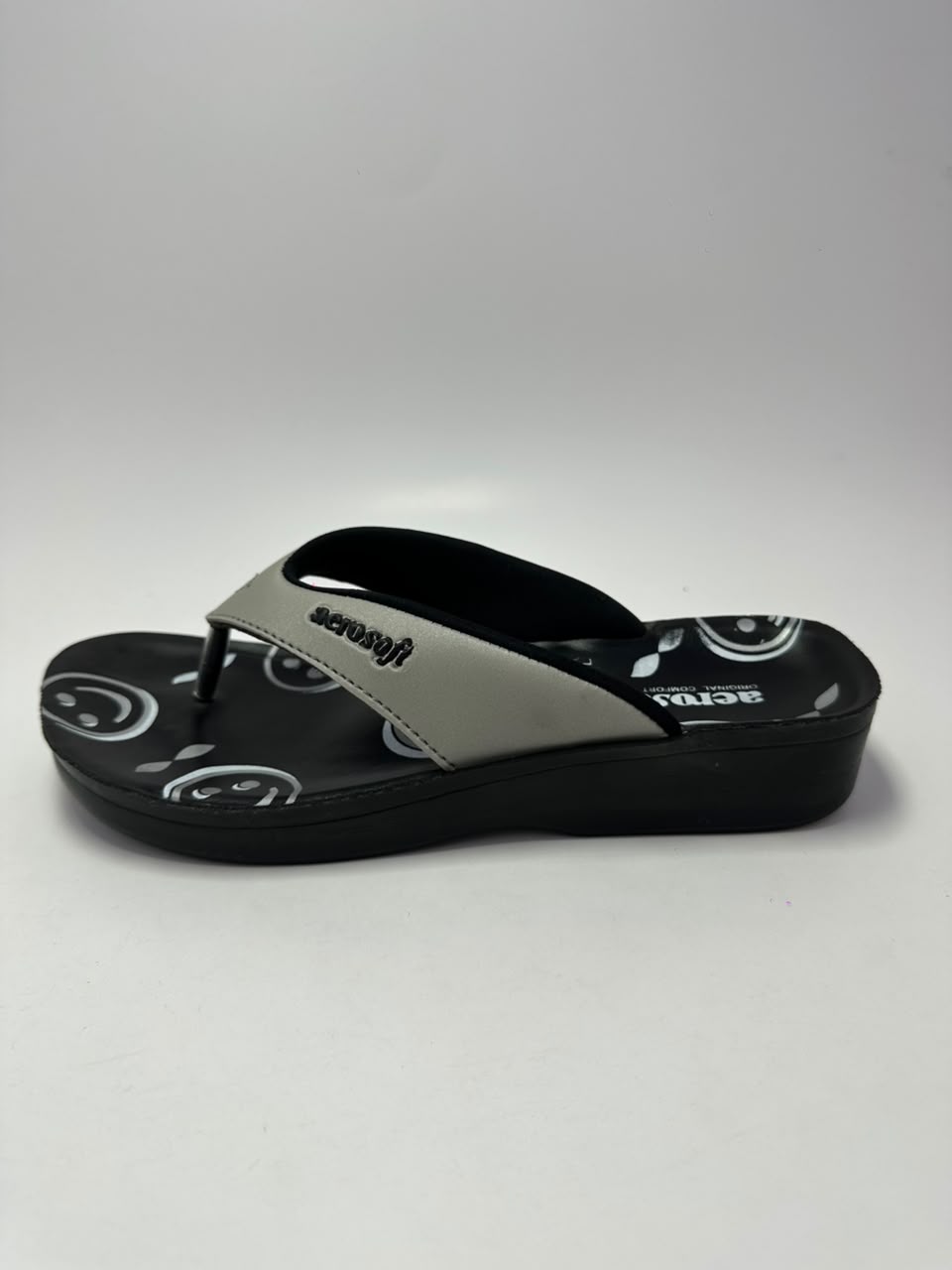 Ladies slipper (LA0813)
