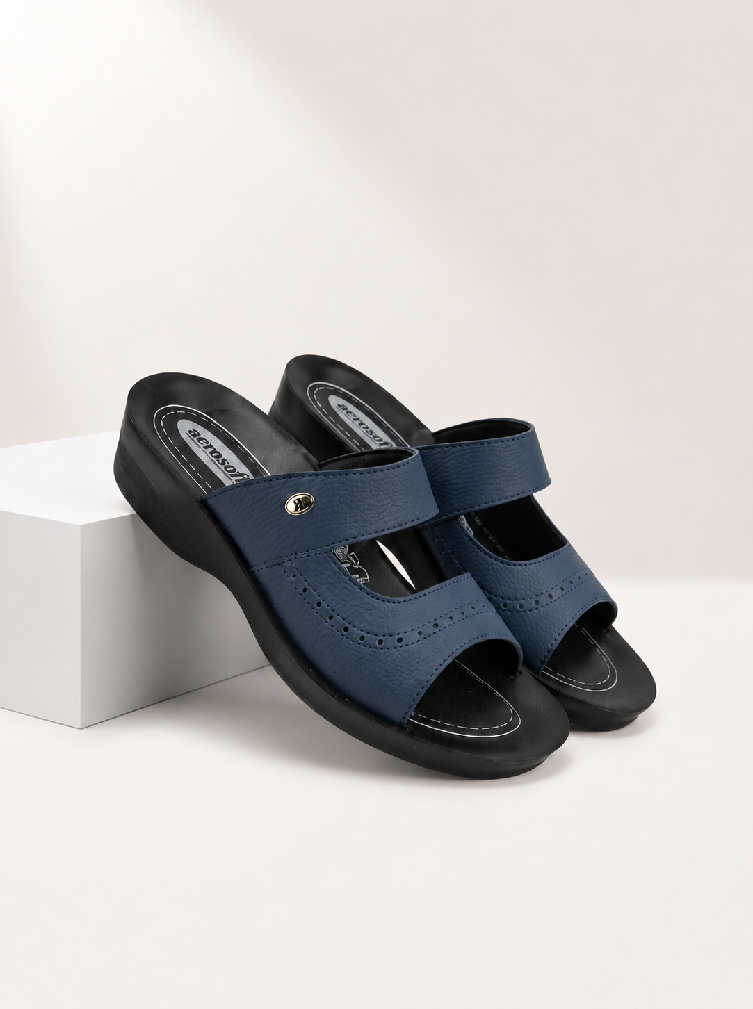 Ladies slipper (LA2843)