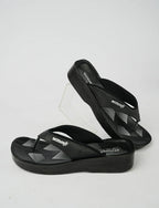 Ladies slipper (LA08A7)