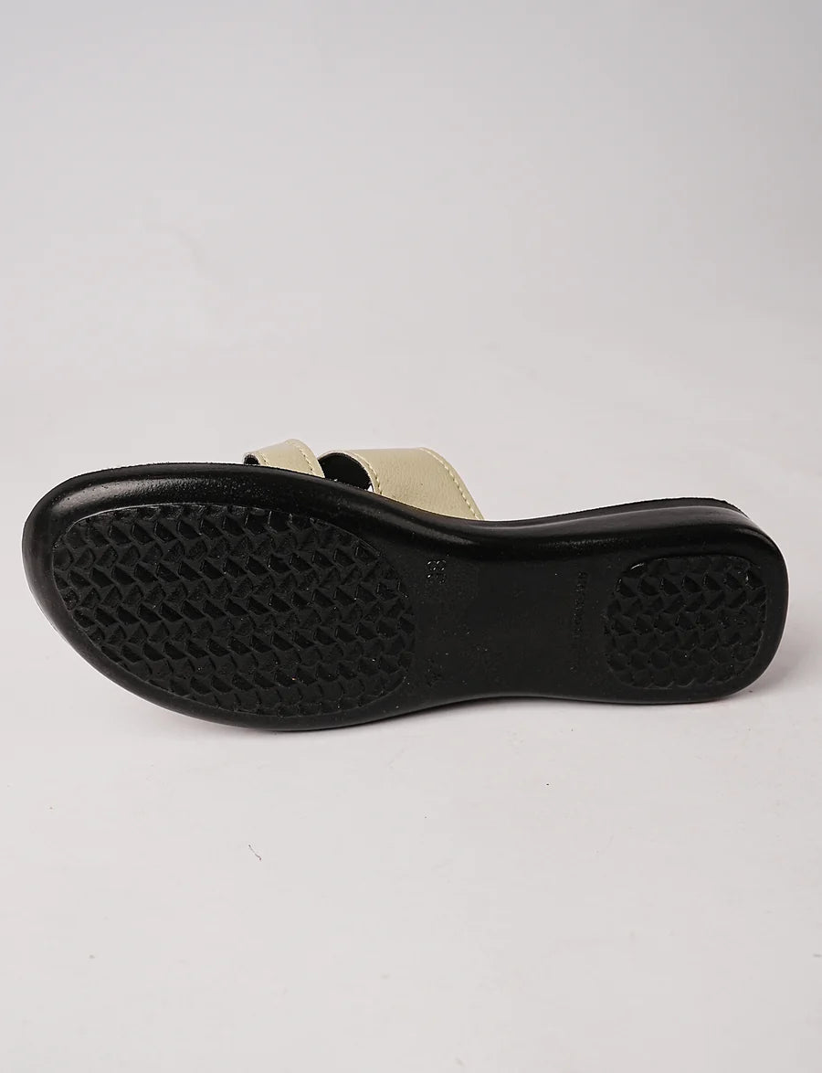 Ladies slipper (LC2010) Azadi  Sale 35% Off