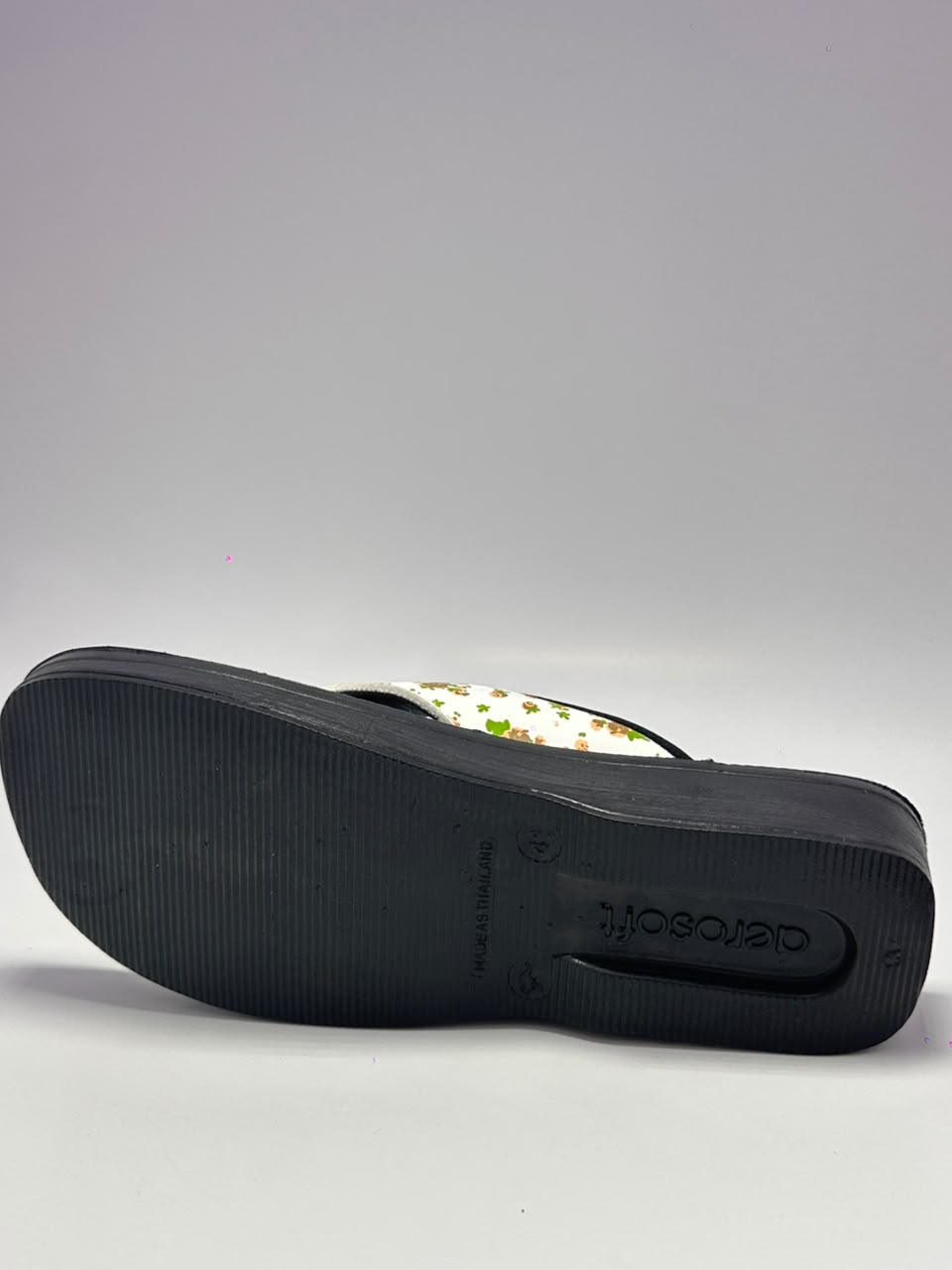 Ladies slipper (LA0859)